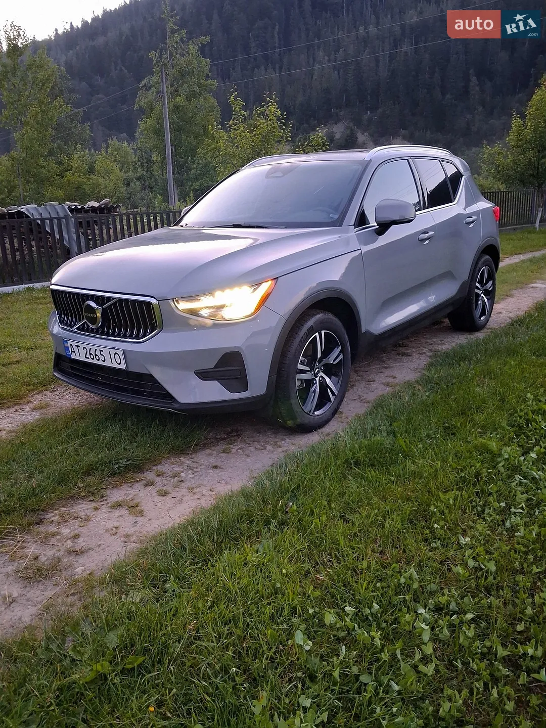 2023 Volvo XC40 - мініатюра 8