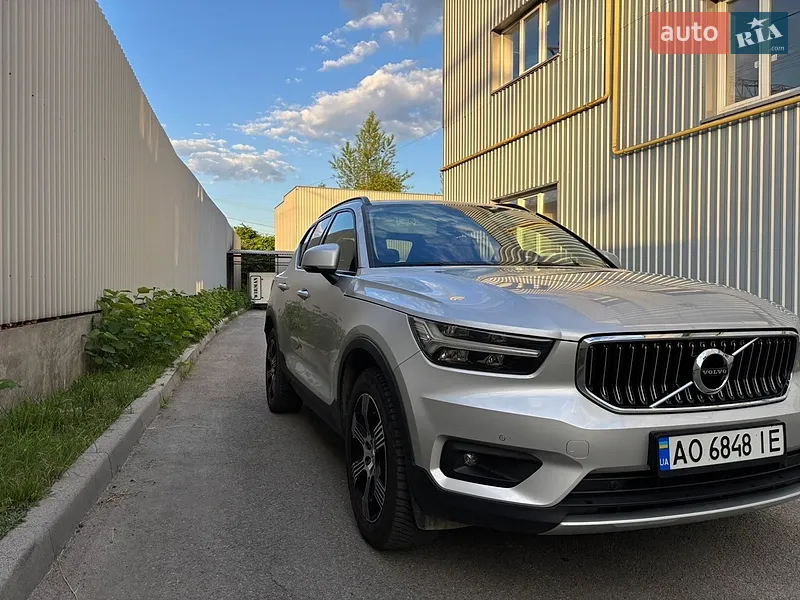 Volvo XC40