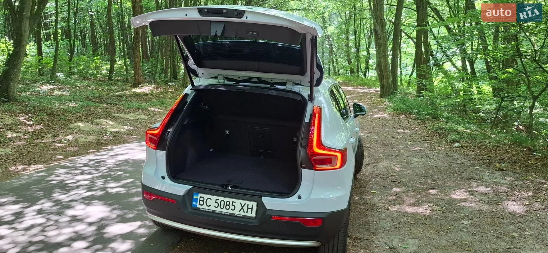 2025 Volvo XC40 - мініатюра 4
