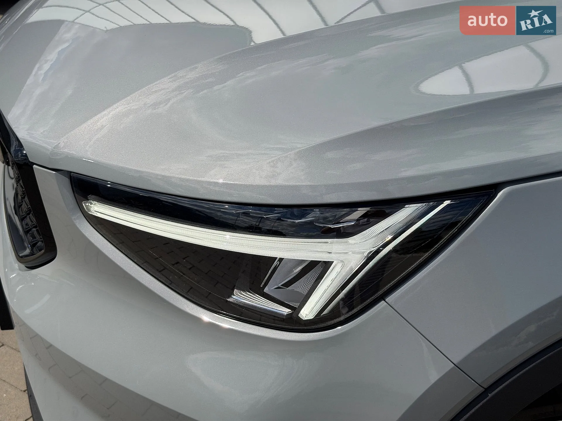 2025 Volvo XC40 - мініатюра 6