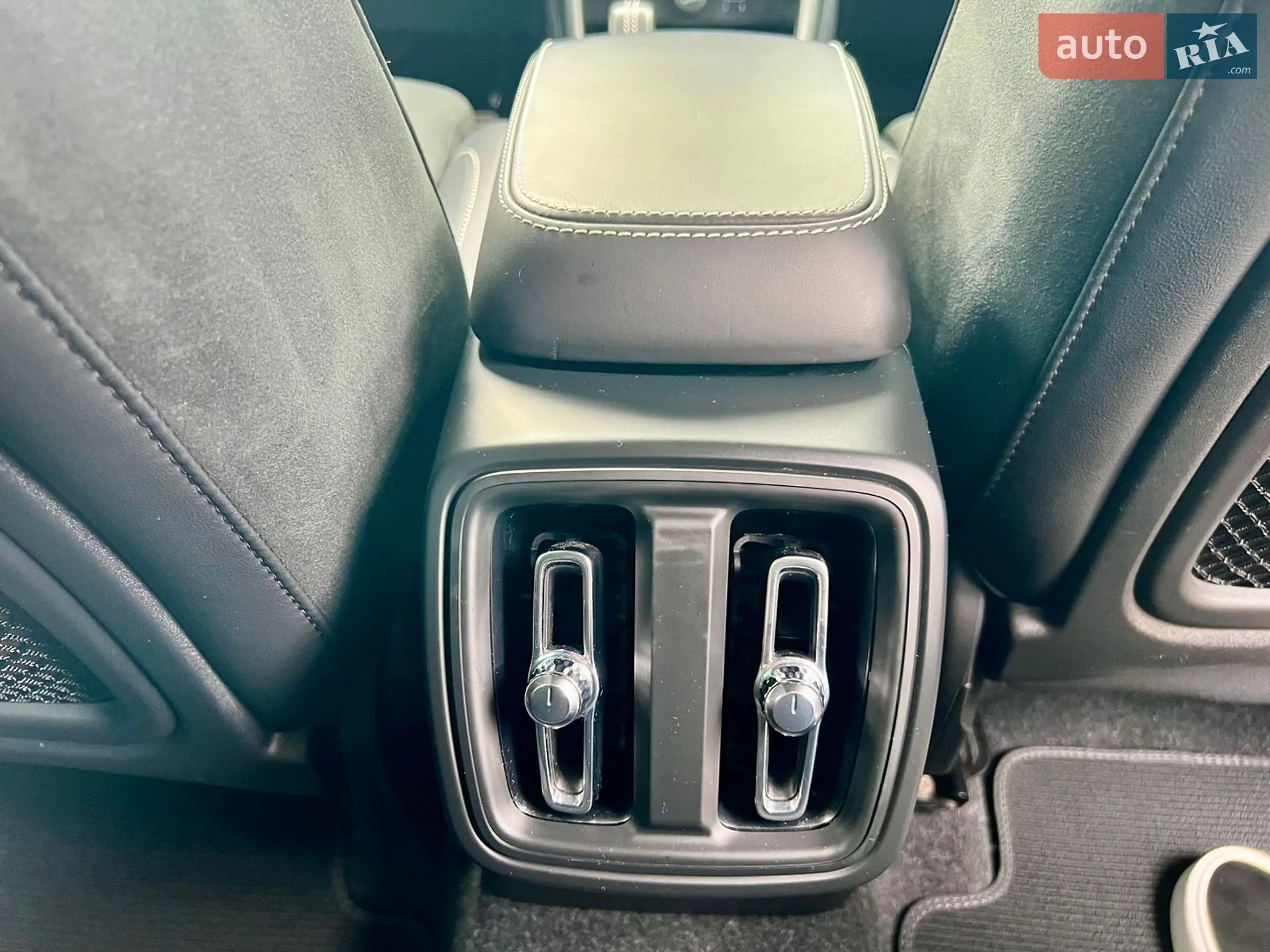 2020 Volvo XC40 - мініатюра 53