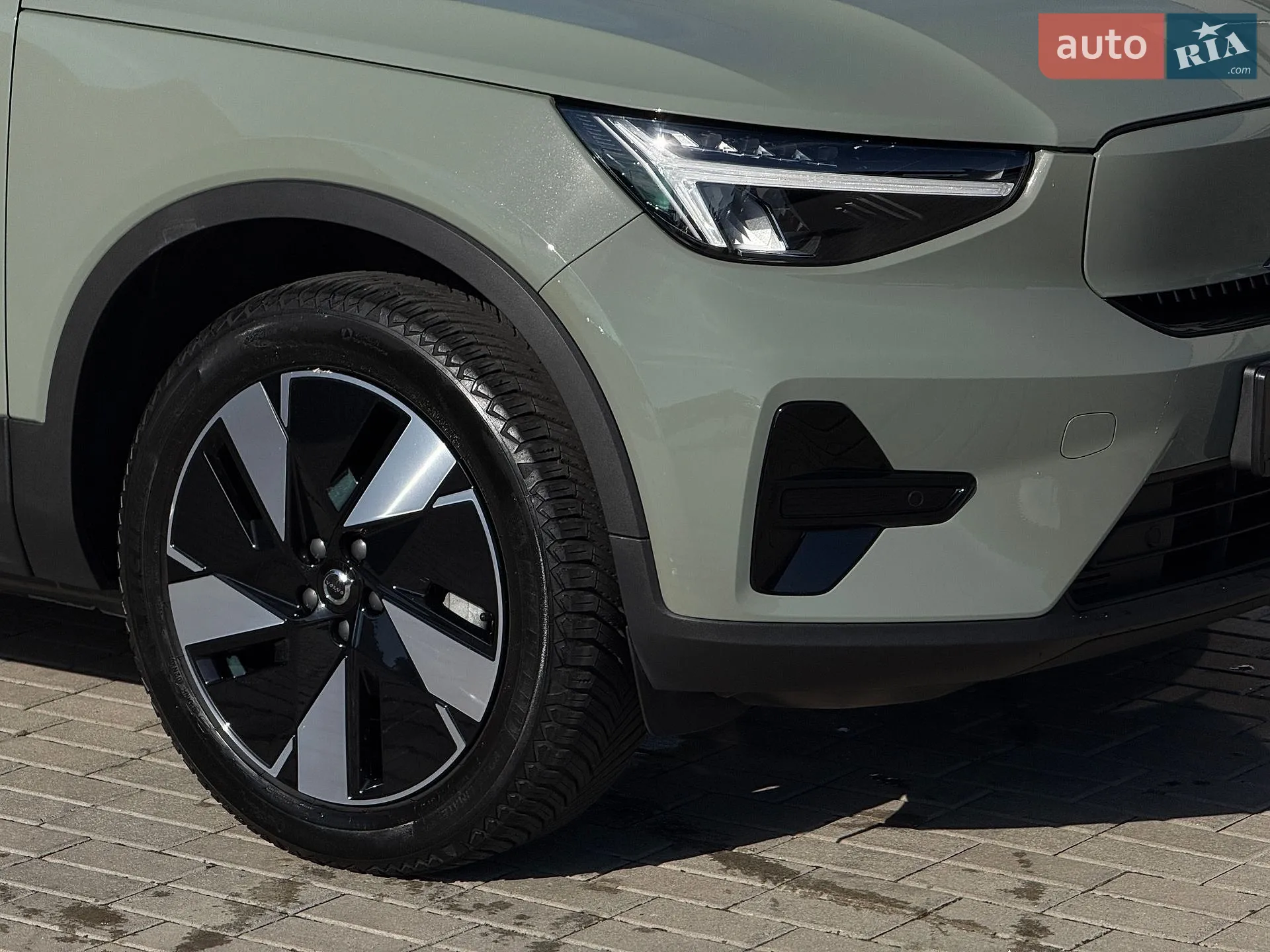 2024 Volvo XC40 - мініатюра 4