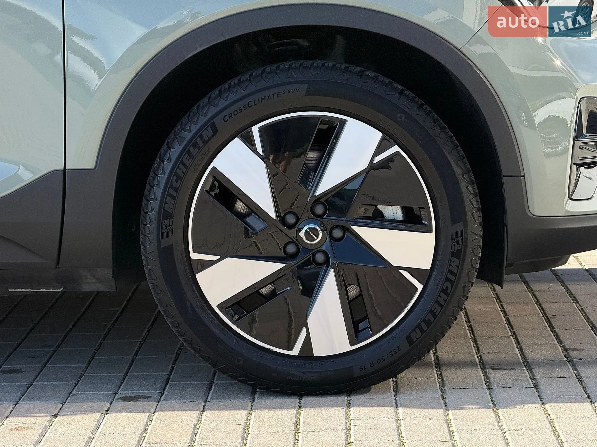 2024 Volvo XC40 - мініатюра 15