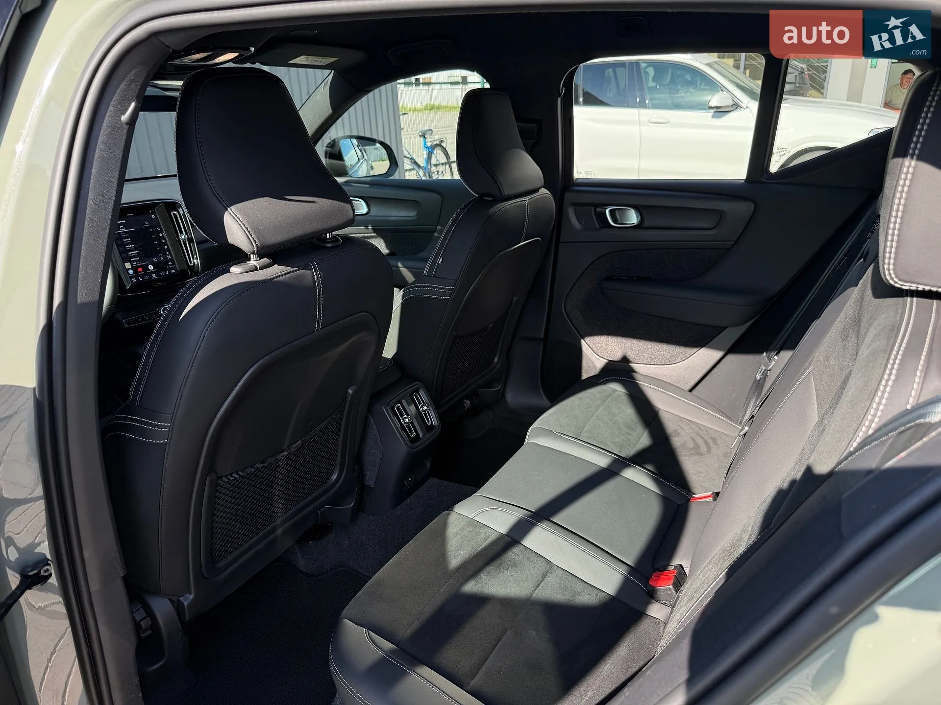2024 Volvo XC40 - мініатюра 27