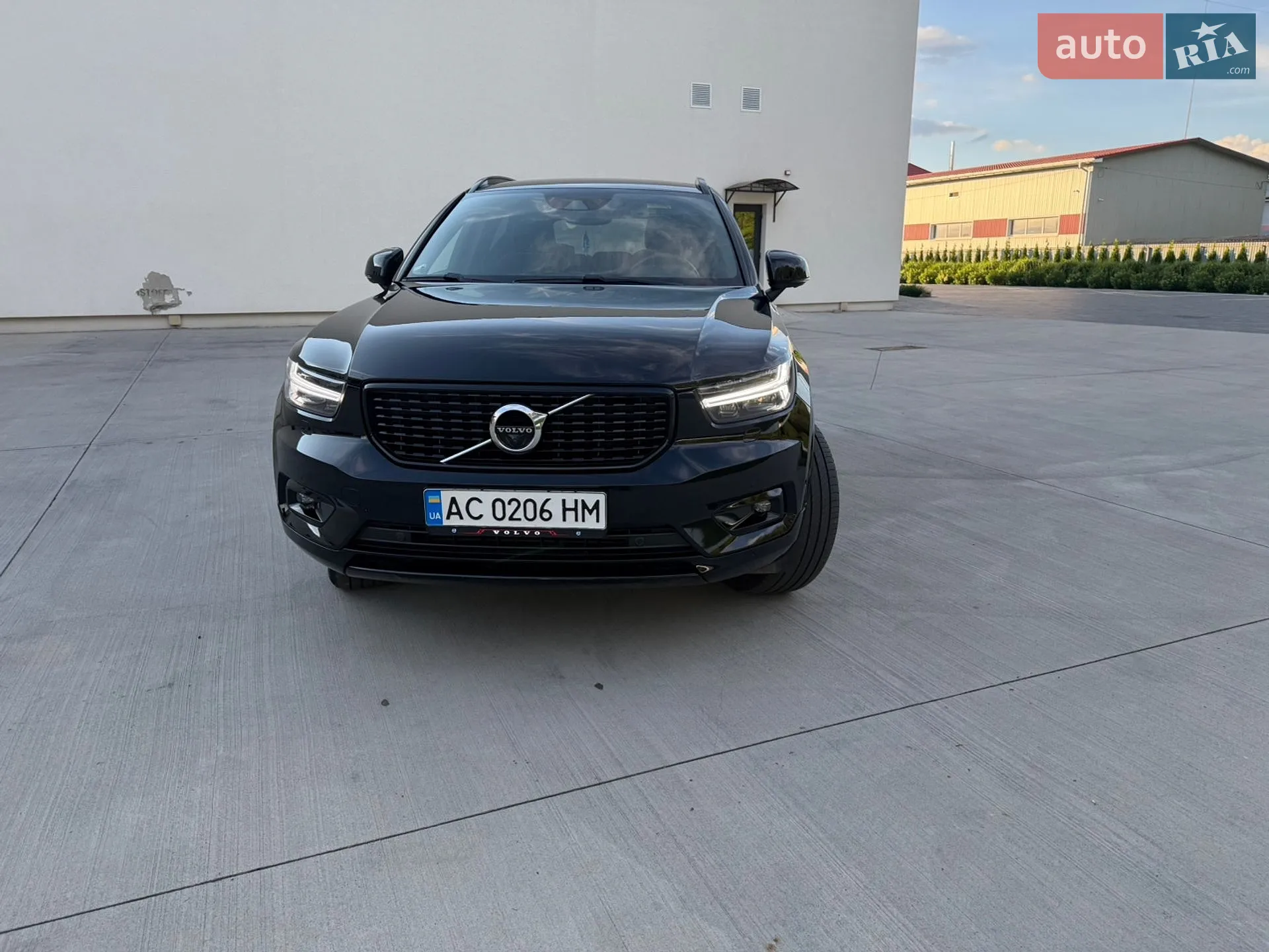 2018 Volvo XC40 - фото 1