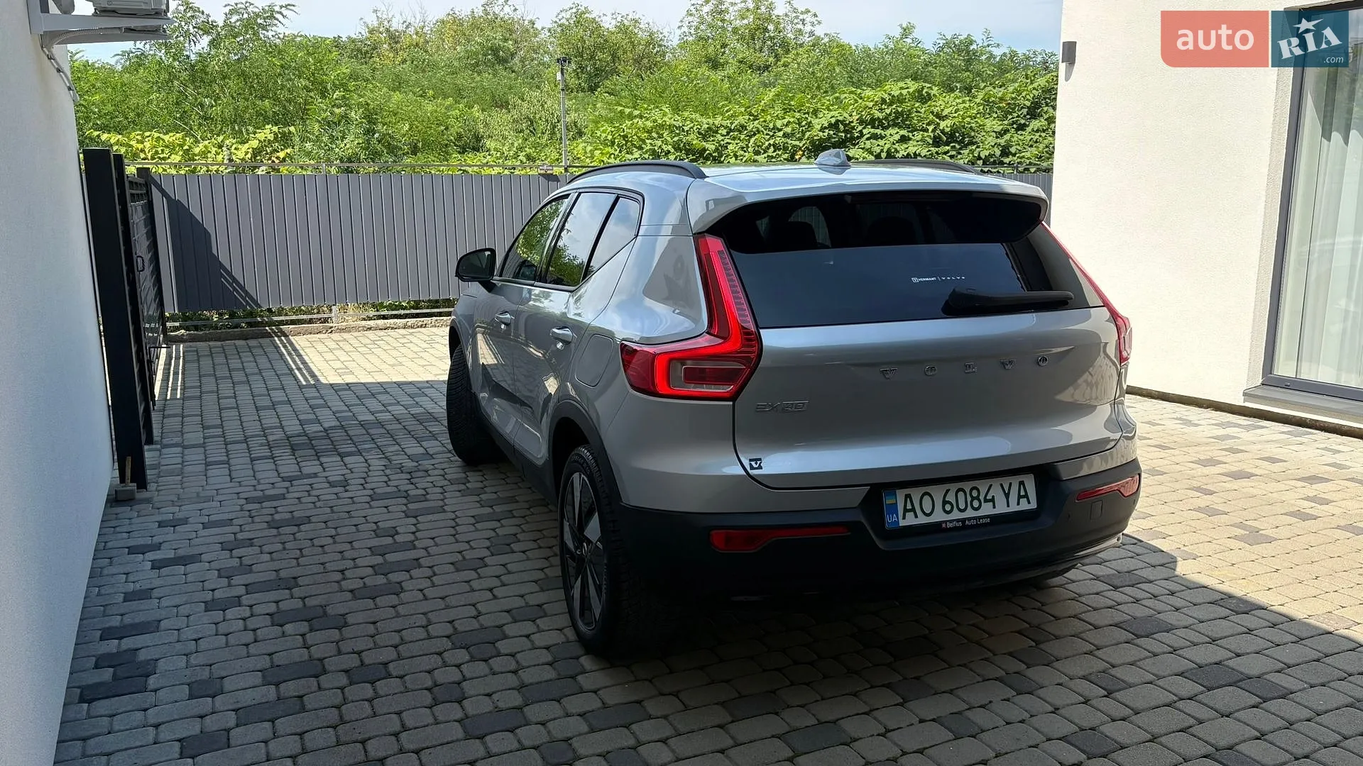2024 Volvo XC40 - мініатюра 3