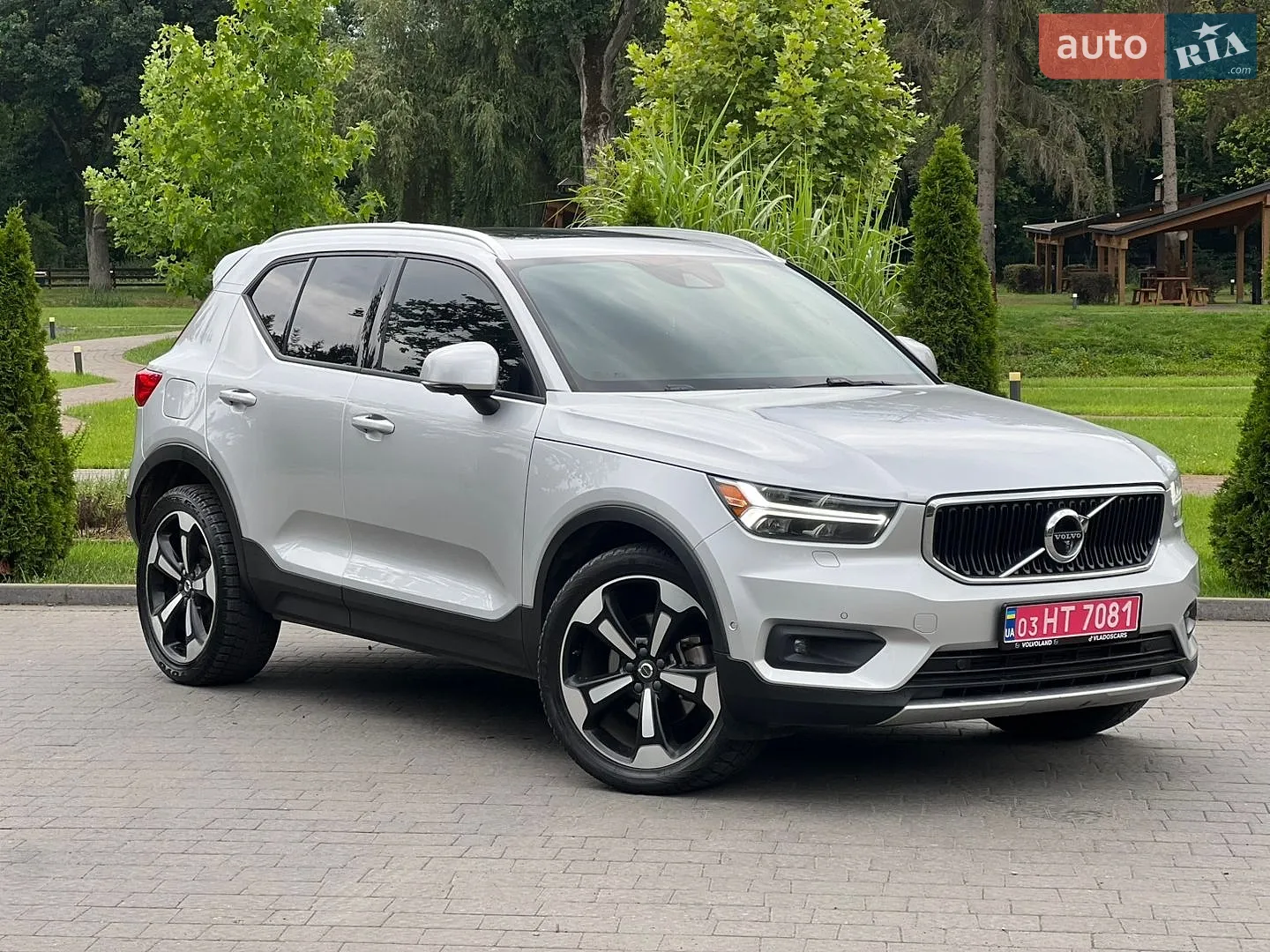 2019 Volvo XC40 - фото 1