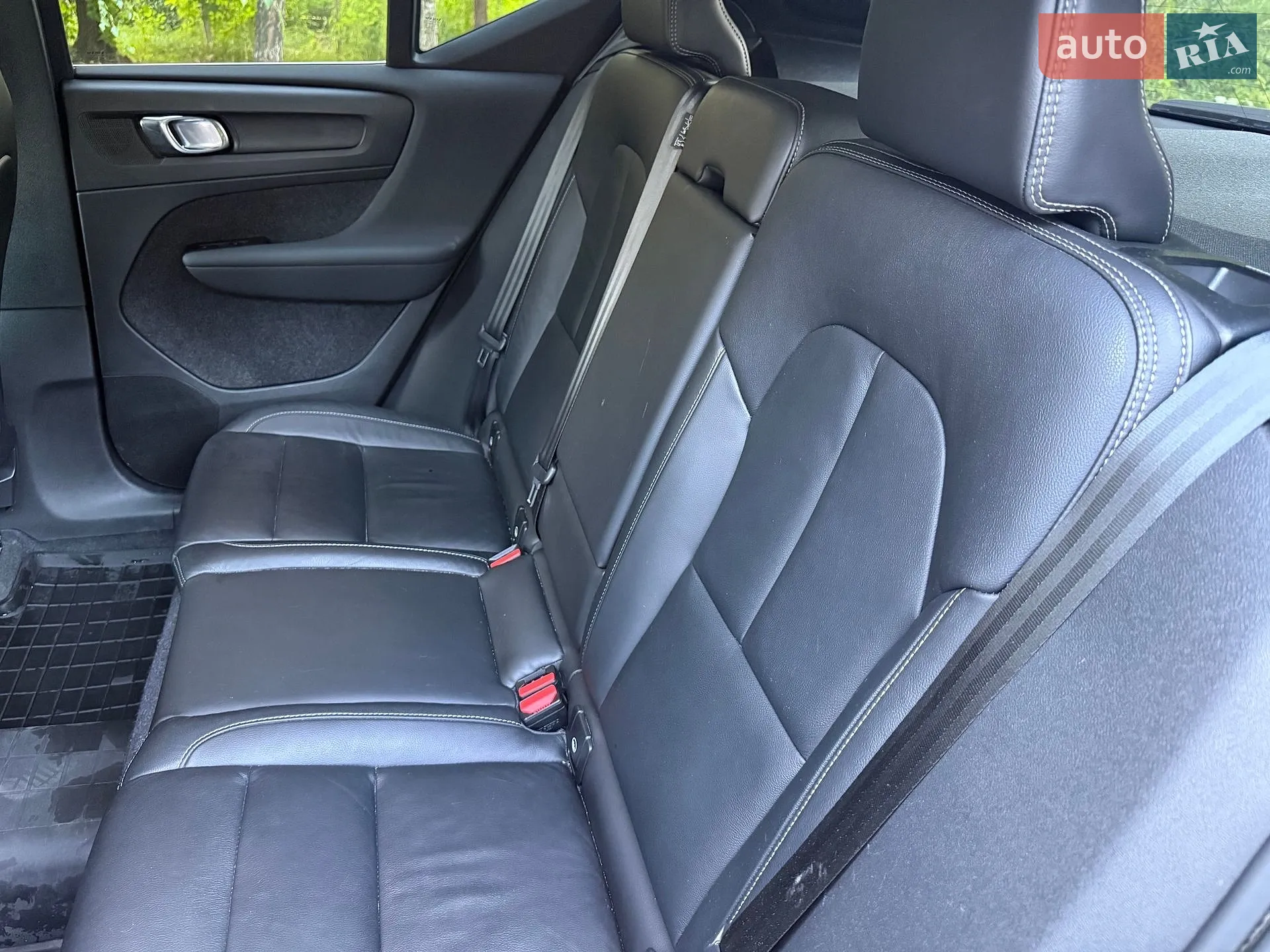 2023 Volvo XC40 - мініатюра 15