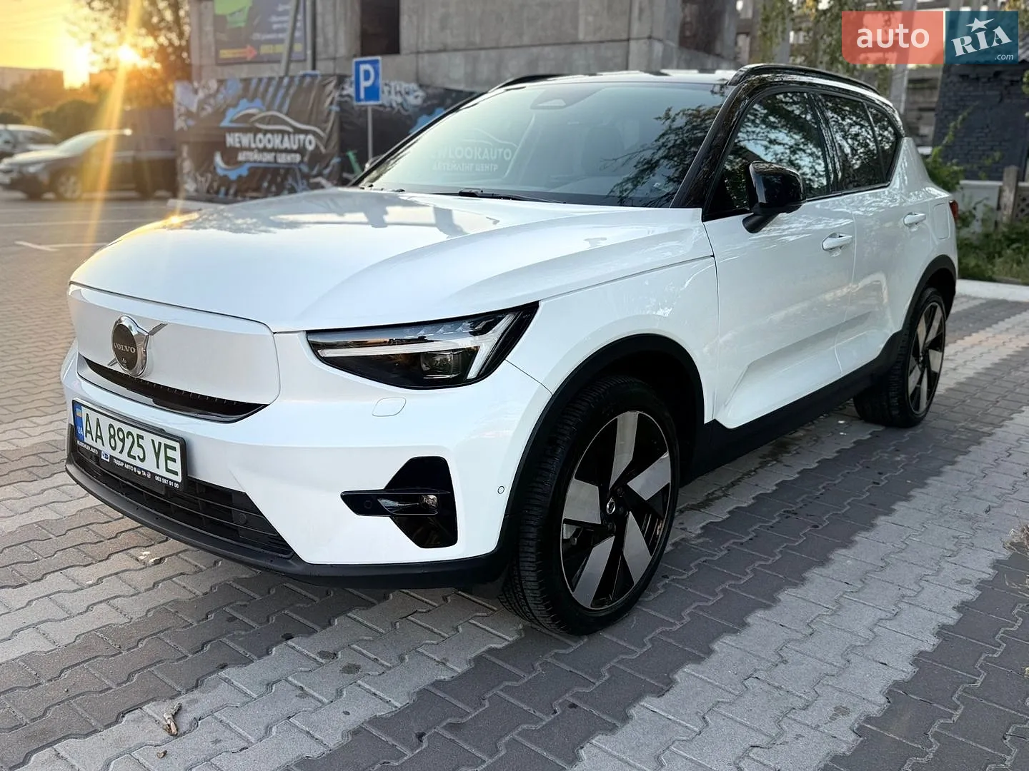 2023 Volvo XC40 - мініатюра 14