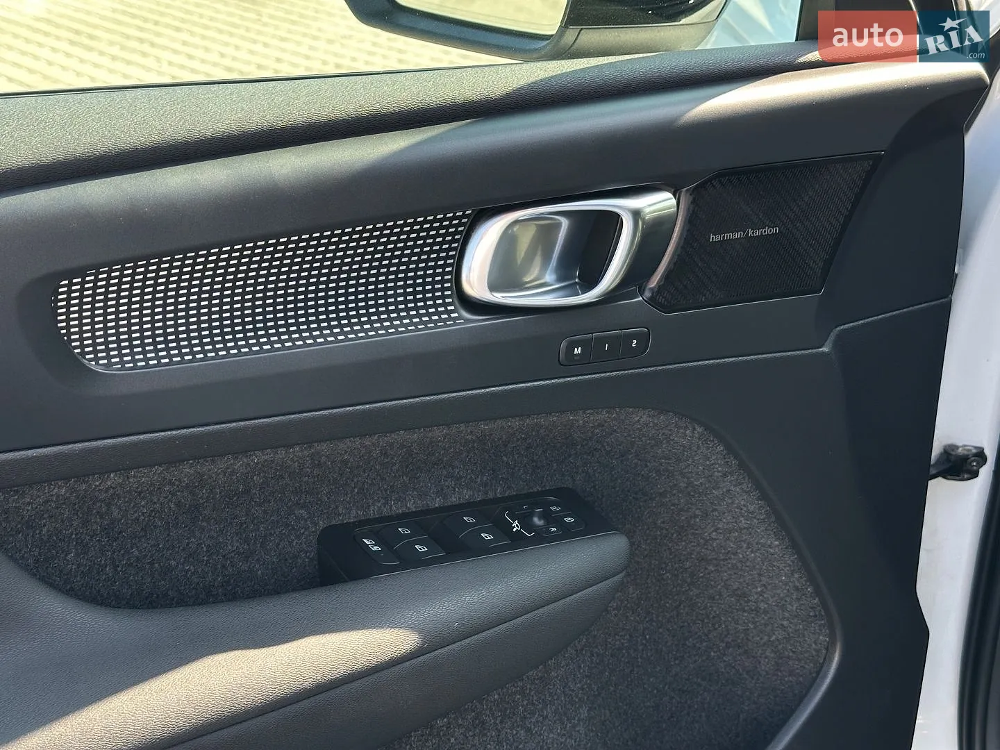 2022 Volvo XC40 - мініатюра 15