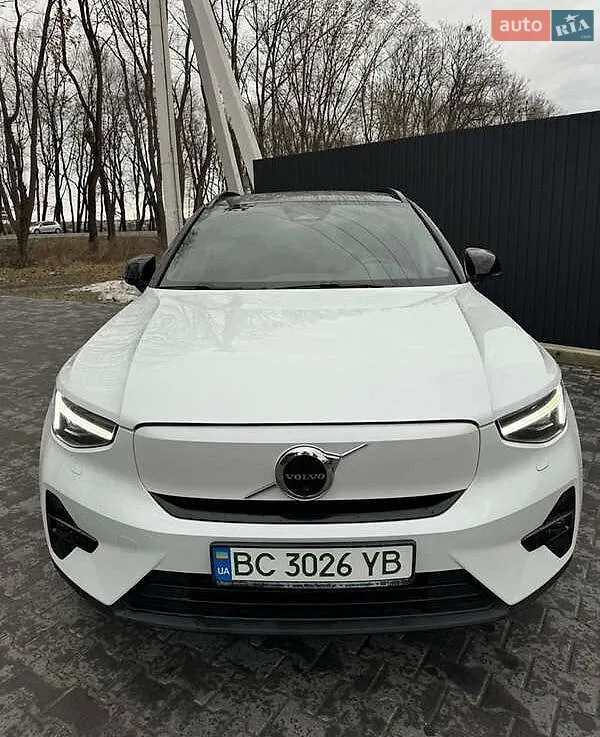 2023 Volvo XC40 - мініатюра 2