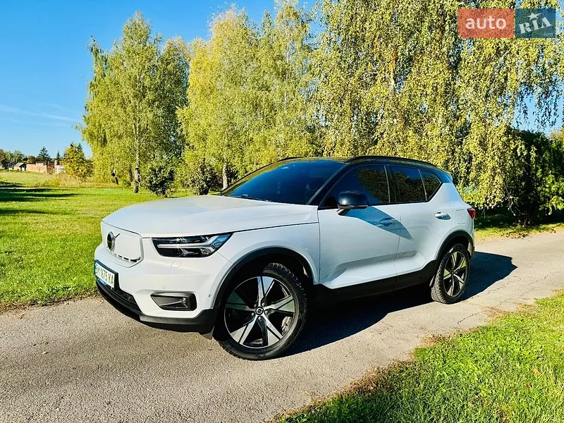 Volvo XC40