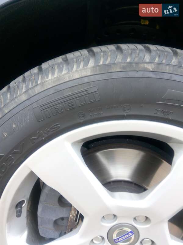 Внедорожник / Кроссовер Volvo XC60 2011 в Ровно