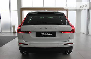 Внедорожник / Кроссовер Volvo XC60 2019 в Киеве