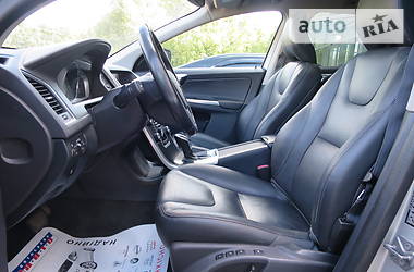Позашляховик / Кросовер Volvo XC60 2014 в 