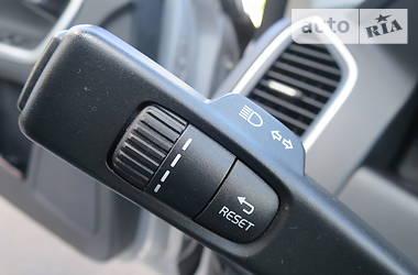Позашляховик / Кросовер Volvo XC60 2014 в 