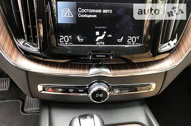 Внедорожник / Кроссовер Volvo XC60 2018 в Чернигове