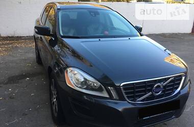 Внедорожник / Кроссовер Volvo XC60 2011 в Киеве