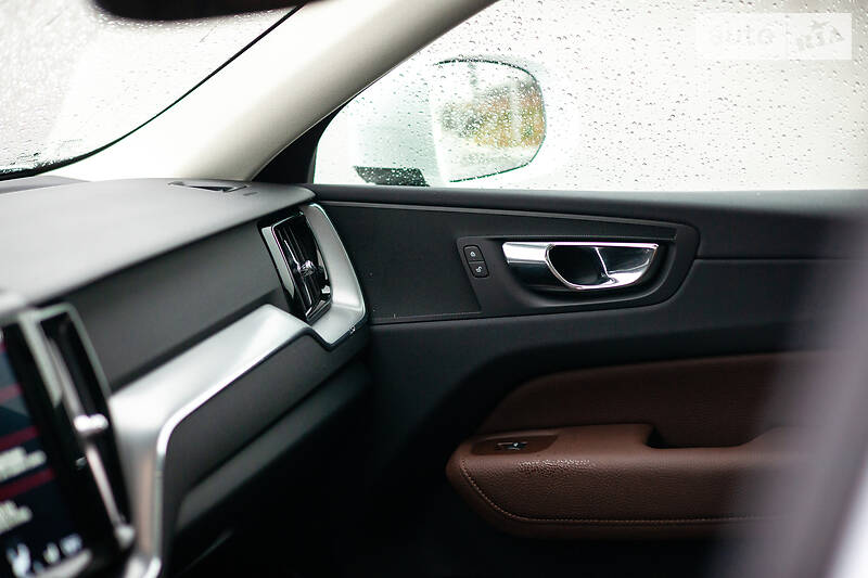 Позашляховик / Кросовер Volvo XC60 2018 в Буську