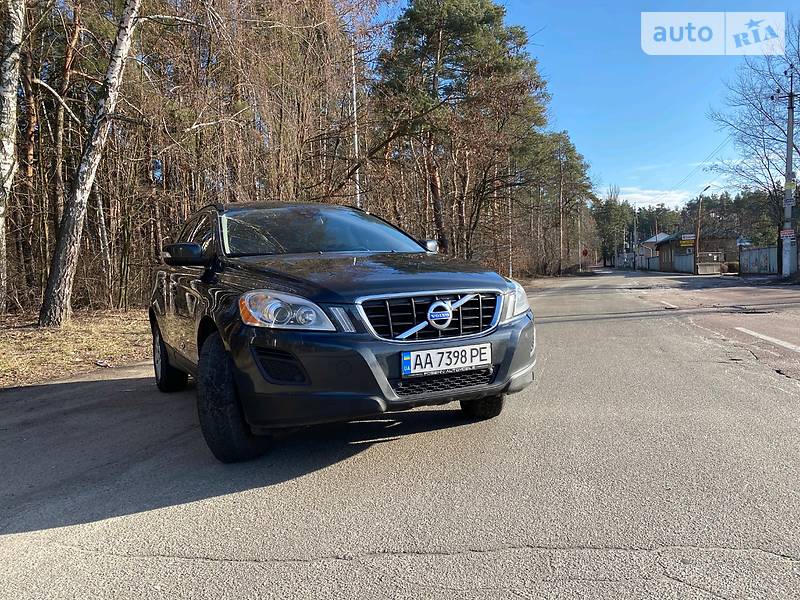 Внедорожник / Кроссовер Volvo XC60 2012 в Киеве