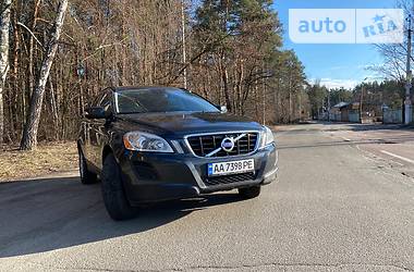 Внедорожник / Кроссовер Volvo XC60 2012 в Киеве