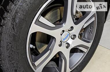 Позашляховик / Кросовер Volvo XC60 2011 в 