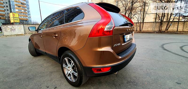 Позашляховик / Кросовер Volvo XC60 2012 в Києві