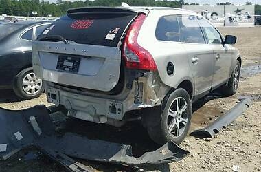 Позашляховик / Кросовер Volvo XC60 2011 в 