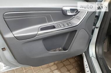 Позашляховик / Кросовер Volvo XC60 2012 в 