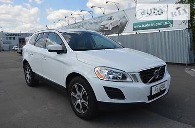 Внедорожник / Кроссовер Volvo XC60 2011 в Киеве