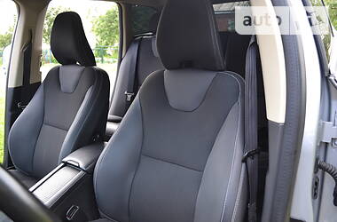 Позашляховик / Кросовер Volvo XC60 2011 в 