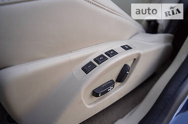 Внедорожник / Кроссовер Volvo XC60 2013 в 