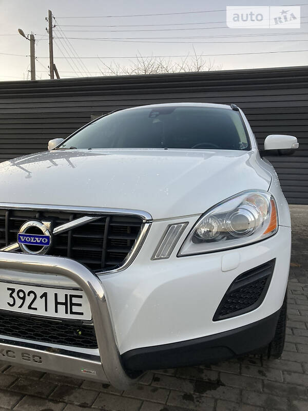 Позашляховик / Кросовер Volvo XC60 2010 в Миргороді