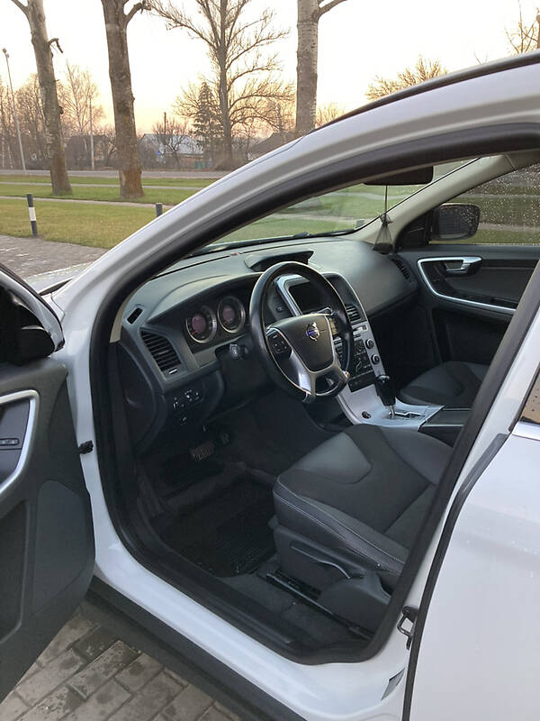Позашляховик / Кросовер Volvo XC60 2010 в Миргороді