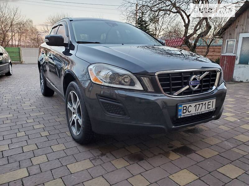 Позашляховик / Кросовер Volvo XC60 2010 в Бродах