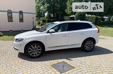 Позашляховик / Кросовер Volvo XC60 2015 в Львові