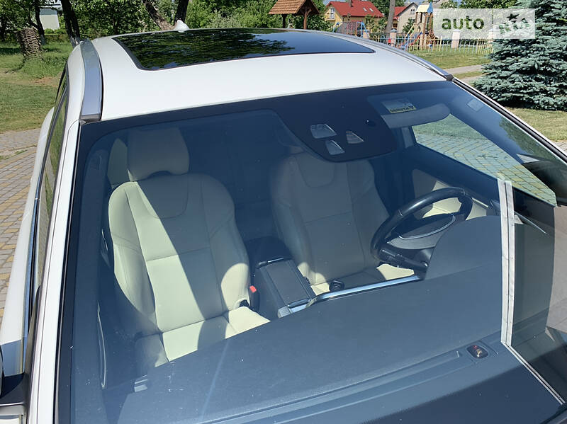 Позашляховик / Кросовер Volvo XC60 2015 в Львові