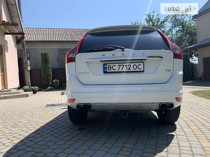 Позашляховик / Кросовер Volvo XC60 2015 в Львові