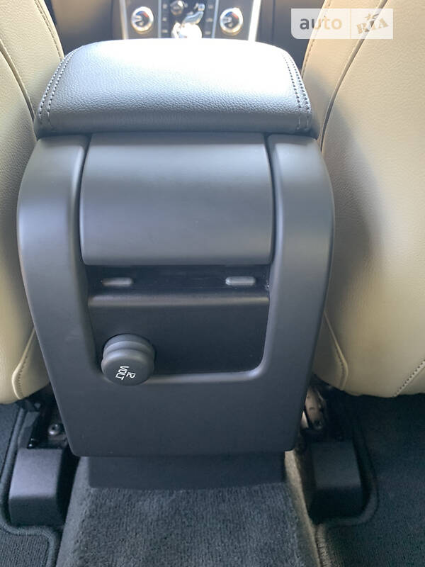 Позашляховик / Кросовер Volvo XC60 2015 в Львові