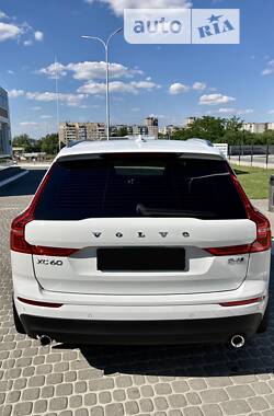 Внедорожник / Кроссовер Volvo XC60 2018 в Львове