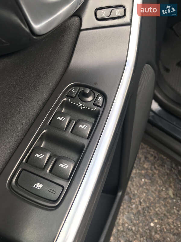 Позашляховик / Кросовер Volvo XC60 2012 в Ківерцях