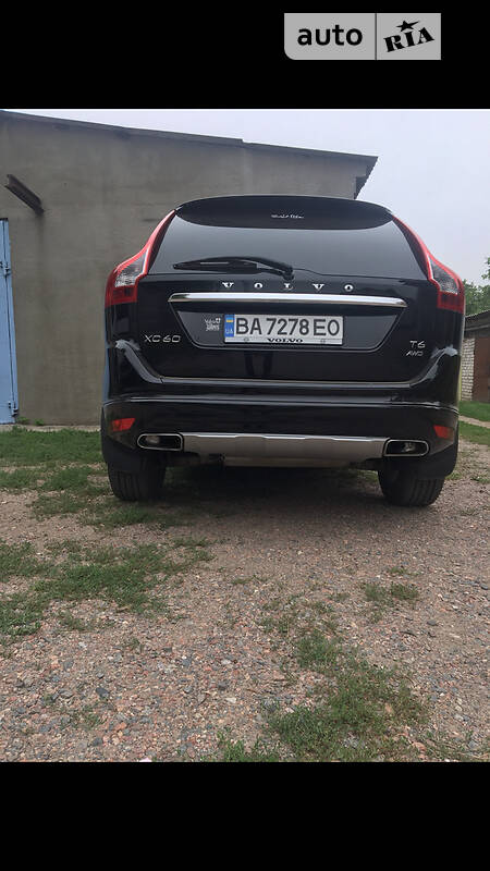 Внедорожник / Кроссовер Volvo XC60 2014 в Знаменке