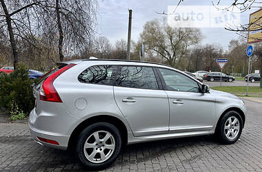 Позашляховик / Кросовер Volvo XC60 2015 в Львові