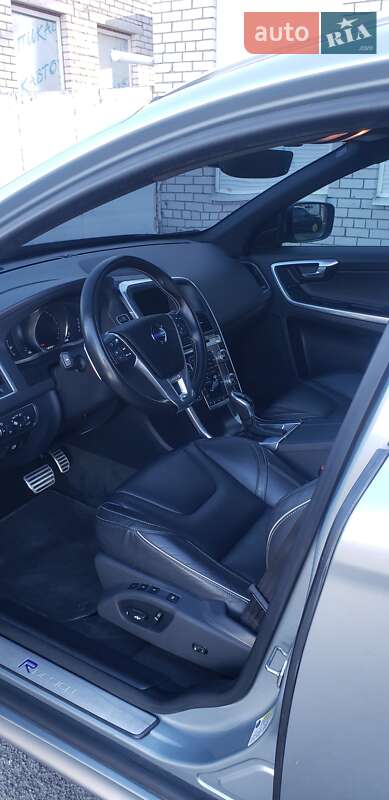Внедорожник / Кроссовер Volvo XC60 2016 в Днепре фото 15 Внедорожник / Кроссовер Volvo XC60 2016 в Днепре