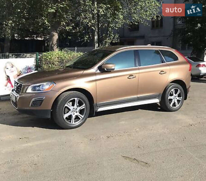 Внедорожник / Кроссовер Volvo XC60 2013 в Харькове
