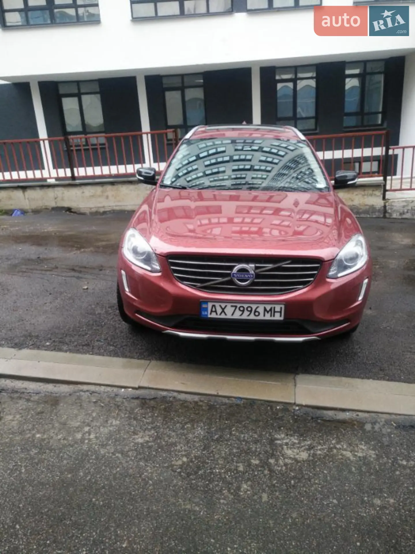 2016 Volvo XC60 - фото 1