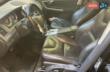 Внедорожник / Кроссовер Volvo XC60 2011 в 