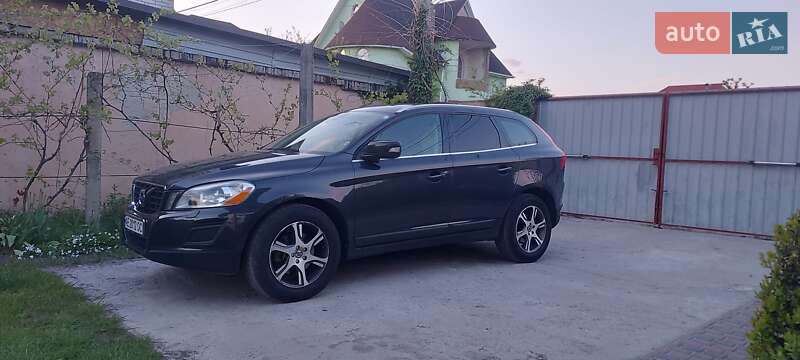 Позашляховик / Кросовер Volvo XC60 2013 в Києві