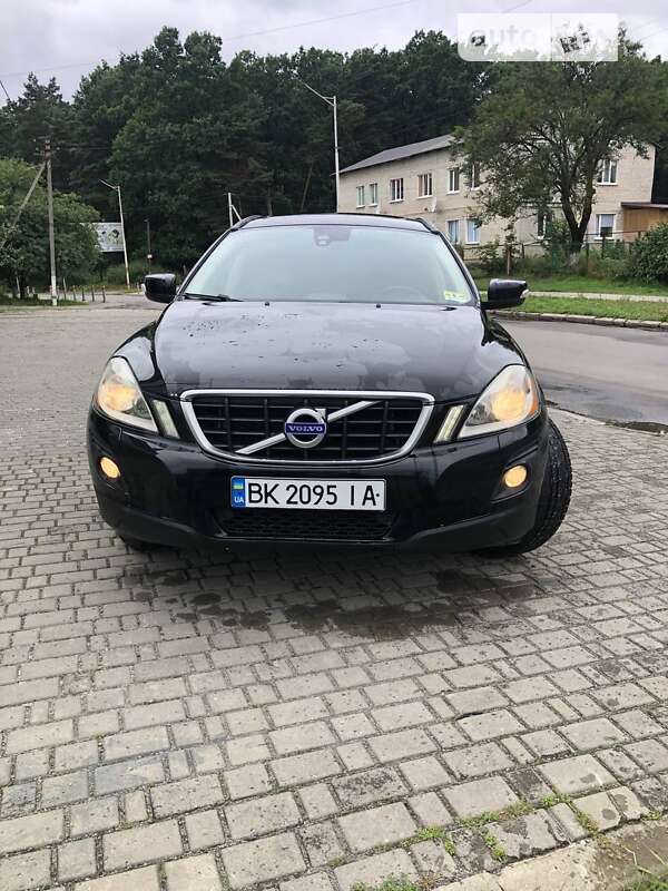 Внедорожник / Кроссовер Volvo XC60 2010 в Луцке