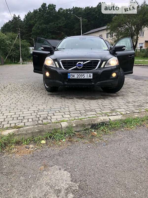 Внедорожник / Кроссовер Volvo XC60 2010 в Луцке